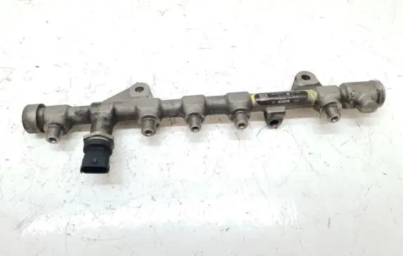Renault Megane III Fuel main line pipe 8200750048