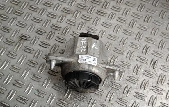 Land Rover Range Rover Velar Engine mount bracket JK836A003GB EC0014 GG89A