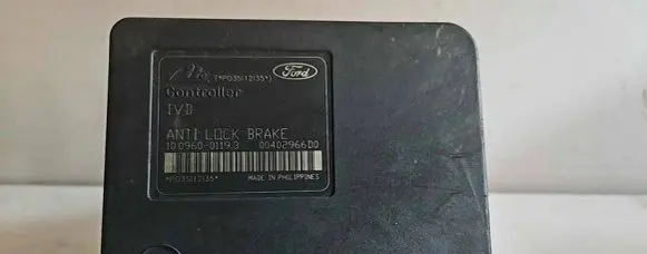 Ford C-MAX I ABS Pump 00402966D0 P035112135 10096001193