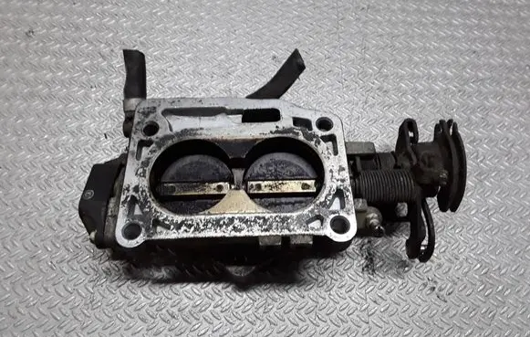 KIA Clarus Throttle valve 0K24718911