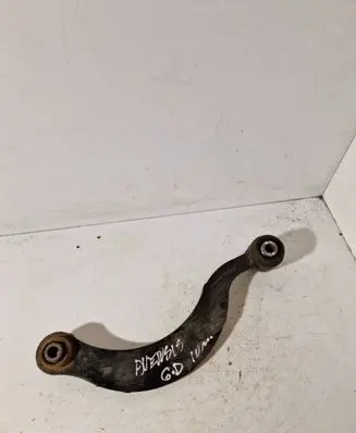 Toyota Avensis T270 Rear control arm
