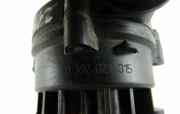 Nissan X-Trail T30 Electric auxiliary coolant/water pump 0392023015