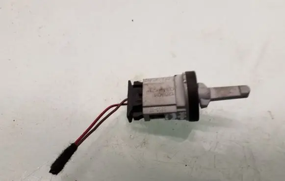 Volkswagen Touran I Interior temperature sensor 1K0907543A