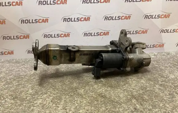 Volvo V70 EGR valve cooler 30637142 64165 B5147