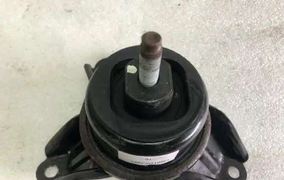 KIA Sportage Engine mount vacuum valve 