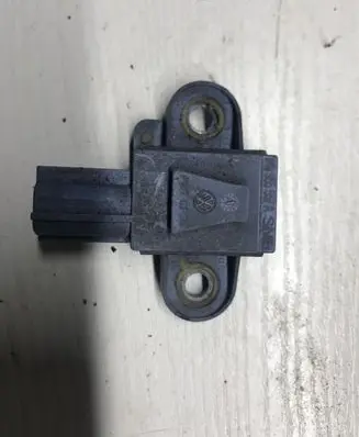 Volkswagen Tiguan Airbag deployment crash/impact sensor 1K0955557A
