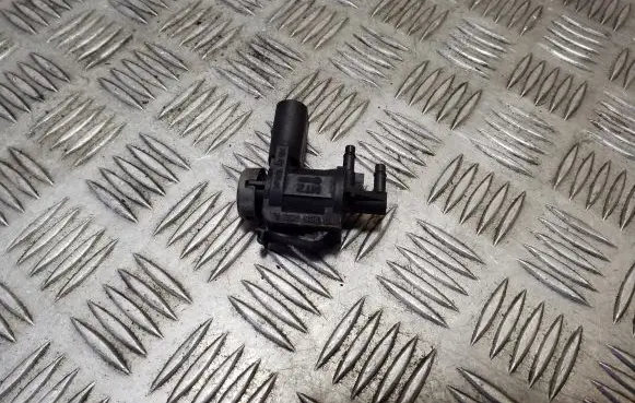 Valve vacuum