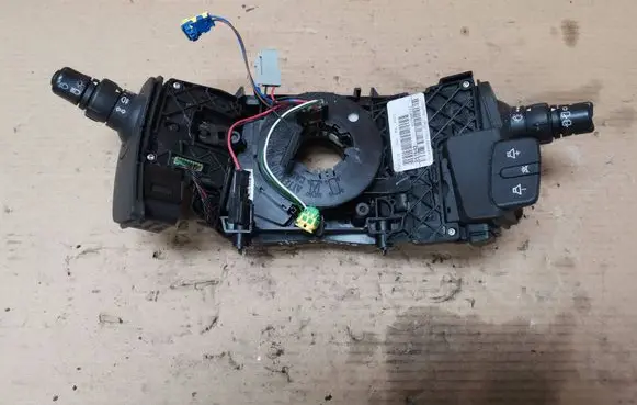 Renault Scenic II - Grand scenic II Multifunctional control switch/knob 618800041 251642 N618800041