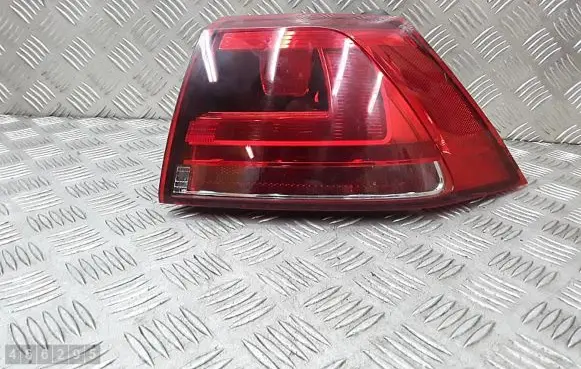 Volkswagen Golf VII Rear/tail lights 5gm945096b