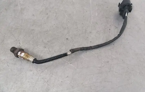 Audi A8 S8 D2 4D Lambda probe sensor 077906265