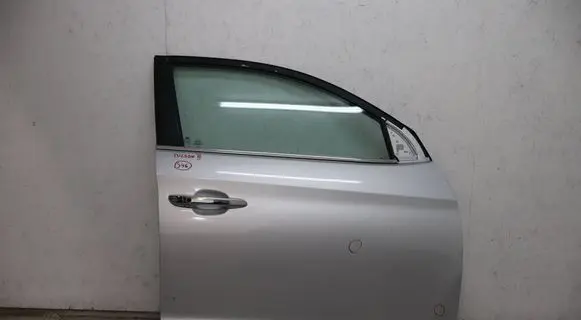 Hyundai Tucson TL Front door 