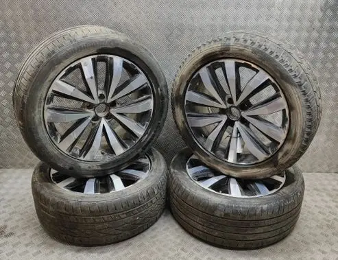 Volkswagen Amarok R20 alloy rim 2H6601025F