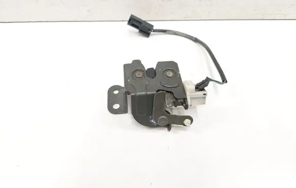 Hyundai Santa Fe Tailgate window lock/catch/latch 
