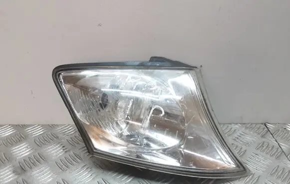 Mazda MPV Front indicator light P2015
