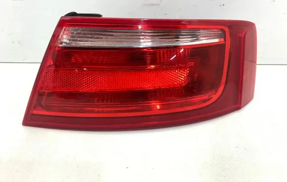 Audi A5 8T 8F Rear/tail lights 8T0945096 AU484 33707