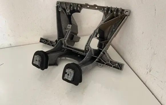 Volvo V70 Steering rack mounting bracket 6G9NU04505 6G9NU04505EF