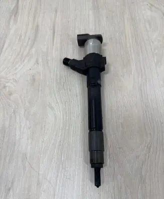 Mitsubishi ASX Fuel injector 1465A323 09Q09837