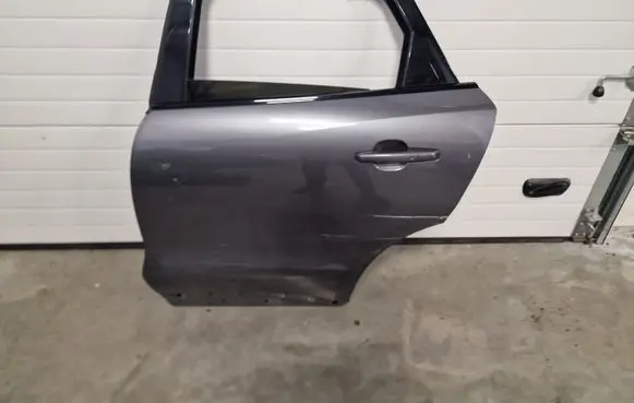 Jaguar F-Pace Rear door