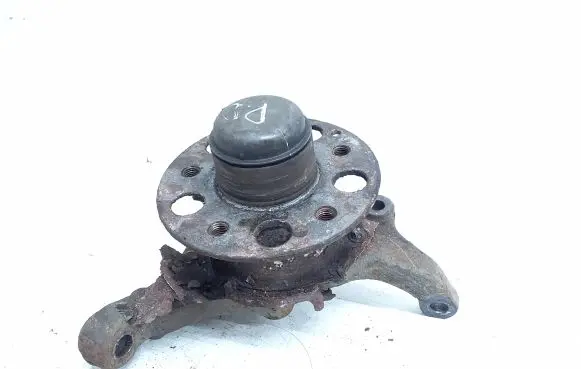 Mercedes-Benz C W203 Front wheel hub spindle knuckle 20901117