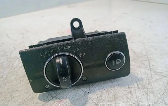Mercedes-Benz E W211 Light switch 2115450104 04056000