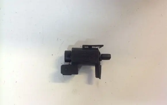 BMW 5 E60 E61 Turbo solenoid valve 72234100