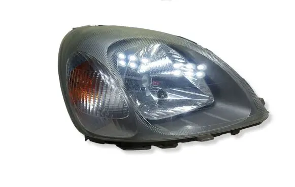 Toyota Yaris Headlight/headlamp 89006033KASACJA 89006033