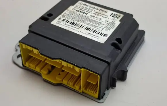 Mercedes-Benz B W246 W242 Airbag control unit/module A2469000903 A2468200026