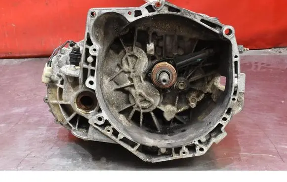 Renault Master II Manual 6 speed gearbox PF1AA020