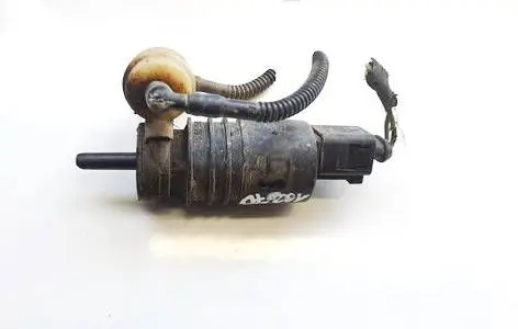 Audi A3 S3 8P Windscreen/windshield washer pump 1J0973722