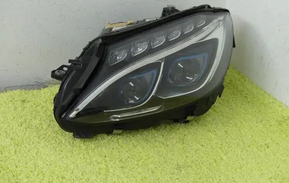 Mercedes-Benz C W205 Headlight/headlamp A2059063704 030128423501