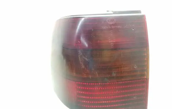 Volkswagen PASSAT B4 Rear/tail lights 3A5945111 3A5945257