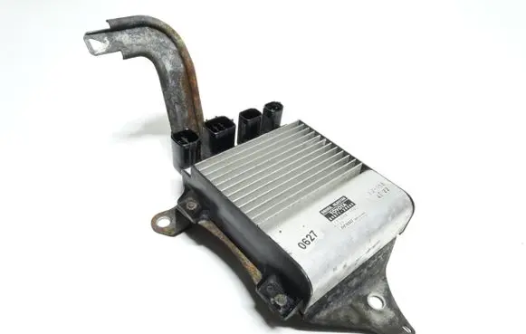Toyota Avensis T270 Fuel injection control unit/module 1310001562 8987120080