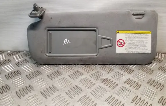 Sun visor