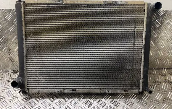 Coolant radiator