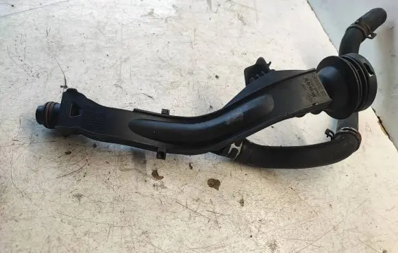 Renault Trafic II (X83) Oil fill pipe 8200809265