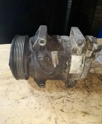 Volvo S60 Air conditioning (A/C) compressor (pump)