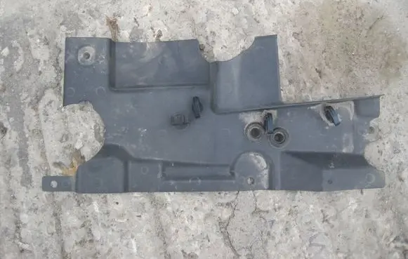 Volkswagen Multivan T6 Center/middle under tray cover 7E0825217