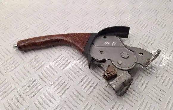 Toyota Avensis T250 Hand brake release handle 4620102131B0 562B