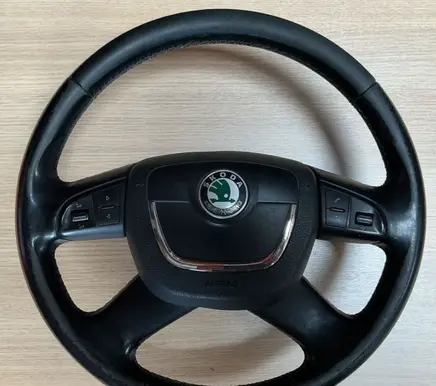 Skoda Superb B6 (3T) Steering wheel