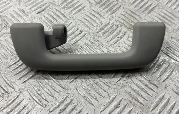 Toyota Verso Rear interior roof grab handle 7461005130B0 L1020373