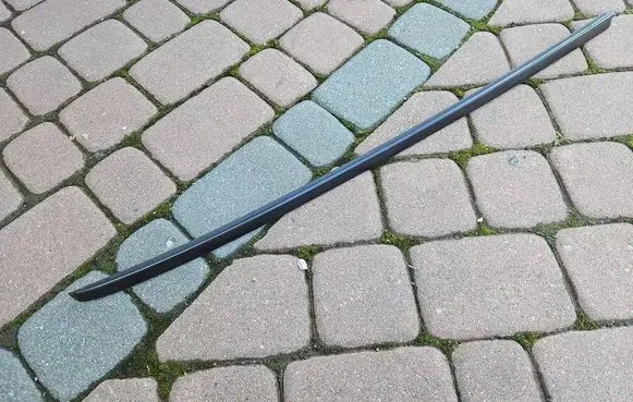 Toyota Camry VIII XV70 Windshield trim OPELCZESCI.com-D75