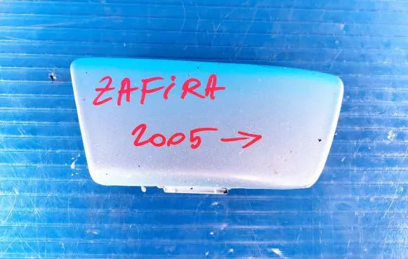 Opel Zafira B Front tow hook cap/cover 0732111