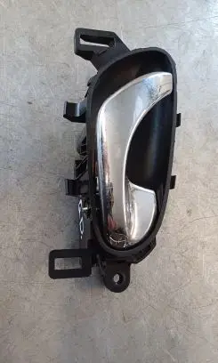 Nissan Qashqai Rear door interior handle trim 806704EA0A