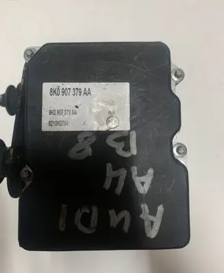 Audi A4 S4 B8 8K ABS Pump 8K0907379AA