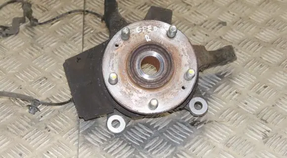 KIA Ceed Front wheel hub