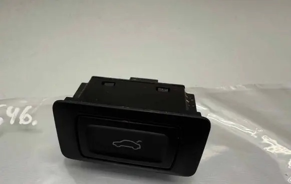 Audi Q7 4M Tailgate/boot open switch button 4G0959831A