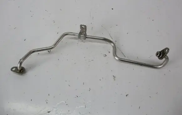 Audi A3 S3 8V Turbo turbocharger oiling pipe/hose 04E145140E