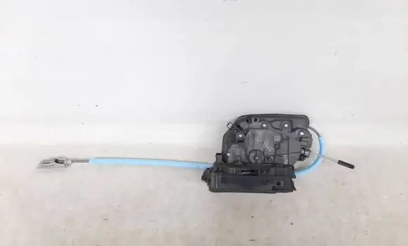 BMW X3 G01 Front door lock 9492100 51219492100