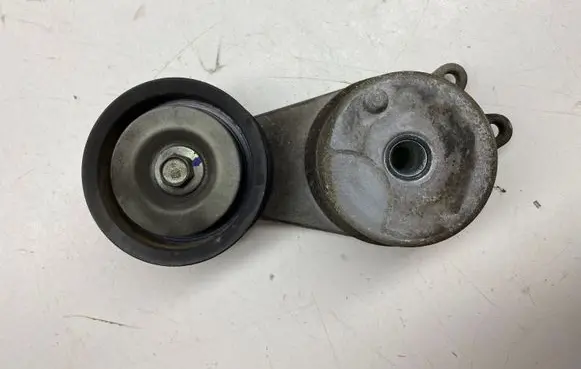 Infiniti FX Generator/alternator belt tensioner