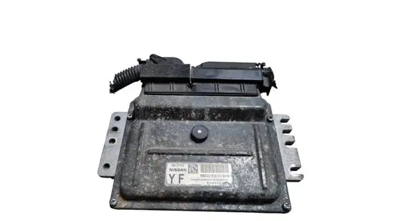 Nissan Note (E11) Engine control unit/module MEC37510 MEC37510C26606